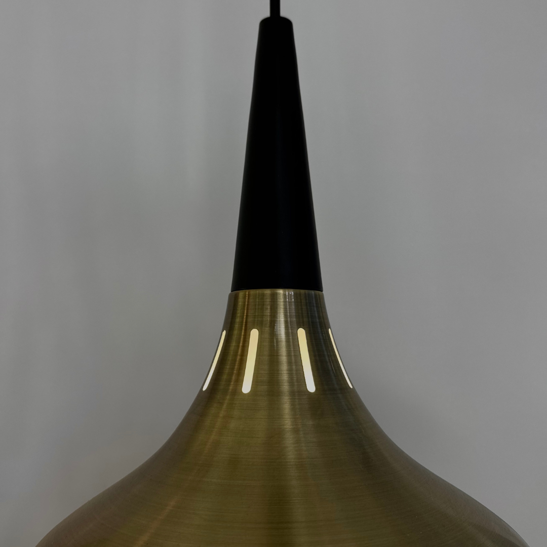 Gold pendant