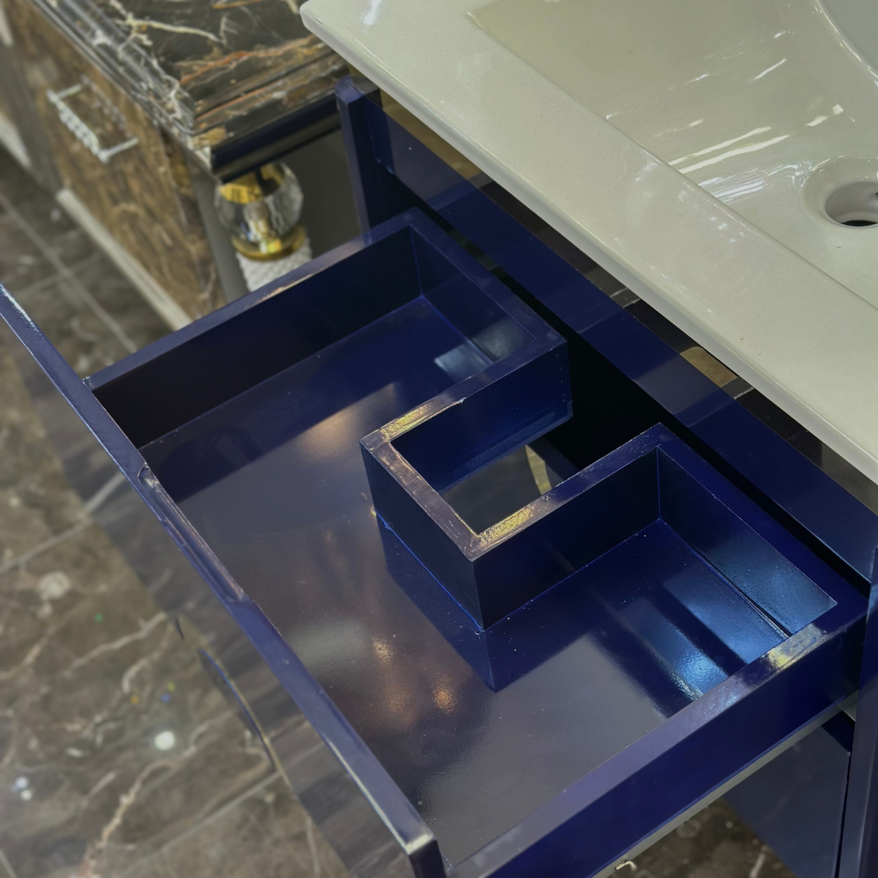 24'' Modena modern bathroom vanity with sink