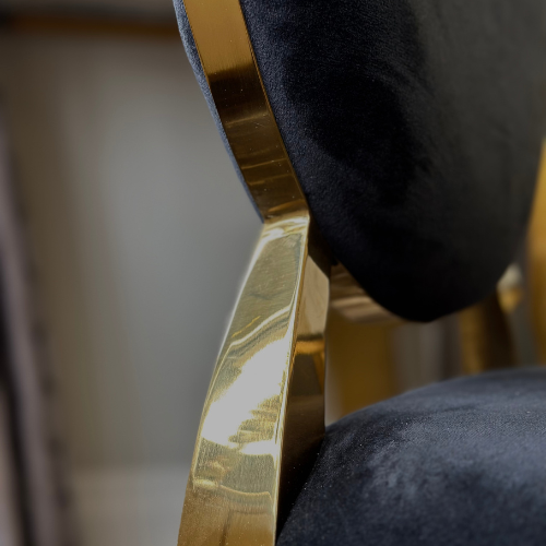 Reyar gold chair