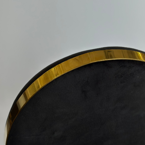Reyar gold chair