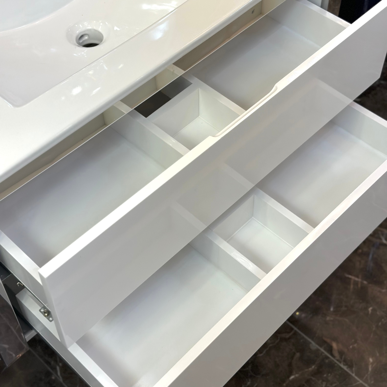 36'' Ancona modern white with silver